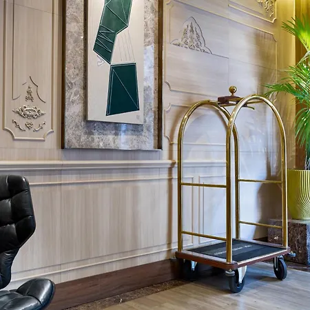 Circulo Gran Via, Autograph Collection (Adults Only)-2