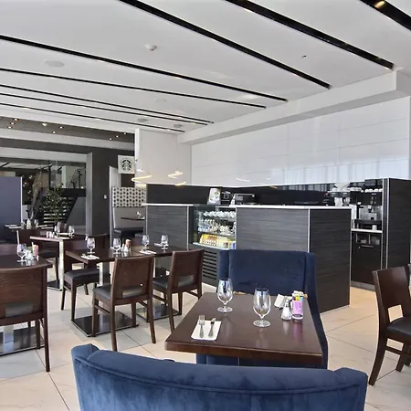 Courtyard By Marriott Quebec City-2