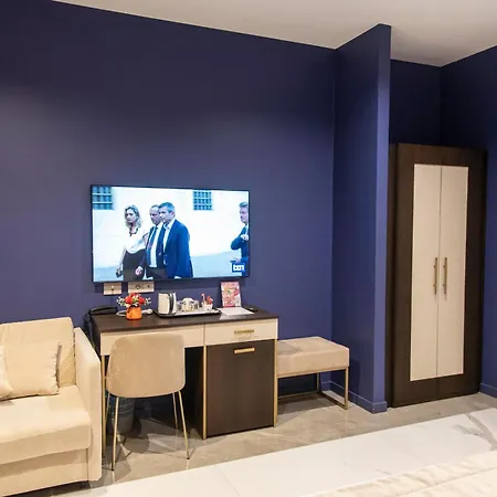 Adelaide Suite Dreams-3