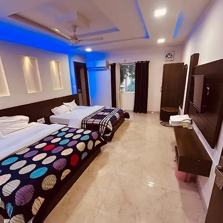 Taj Castle A Boutique Homestay-3