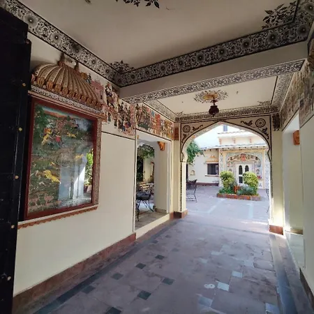 Palkiya Haveli - Heritage Hotel-3