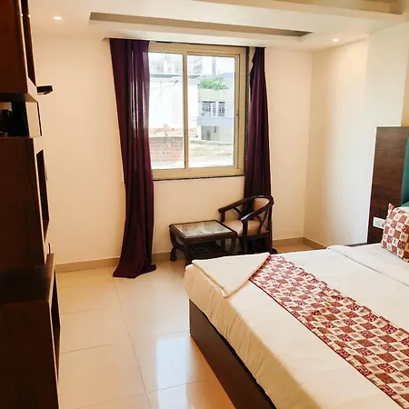 Hotel Tej Palace Delhi Airport-2