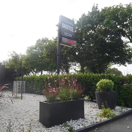 Abbey Motor Lodge-2