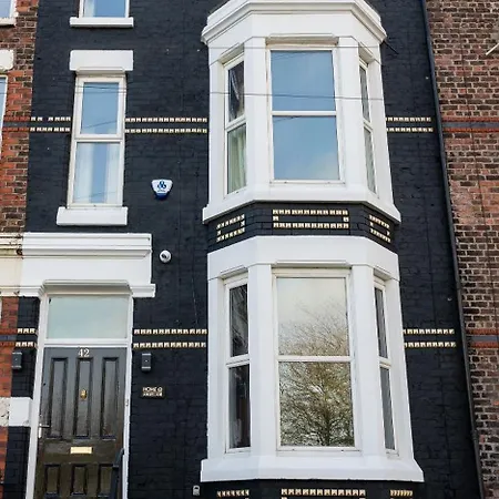 Home At 42 Arkles Lane Anfield-3