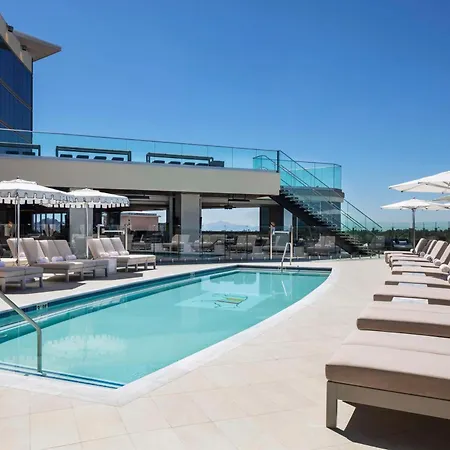 Caesars Republic Scottsdale, A Hilton Hotel-3