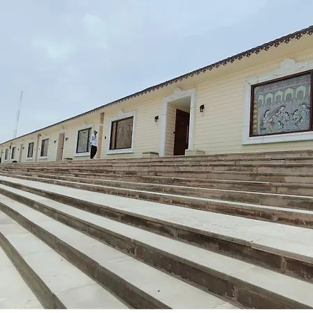 Ayodhya Haat Luxury Cottages-3