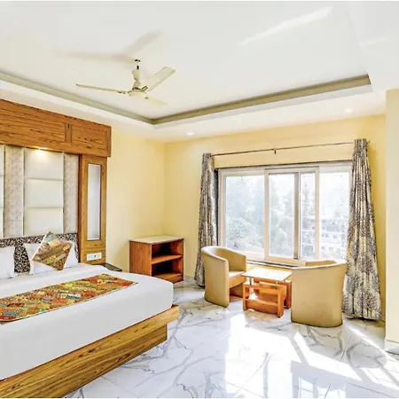 Hotel Woods View - Mall Road-3