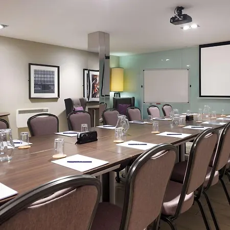 Doubletree By Hilton Edinburgh City Centre-3