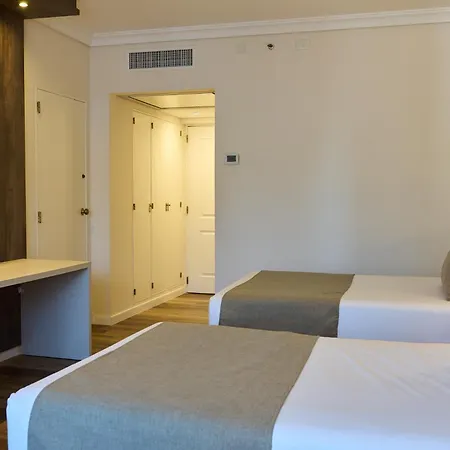 Dazzler By Wyndham Buenos Aires San Martin-3