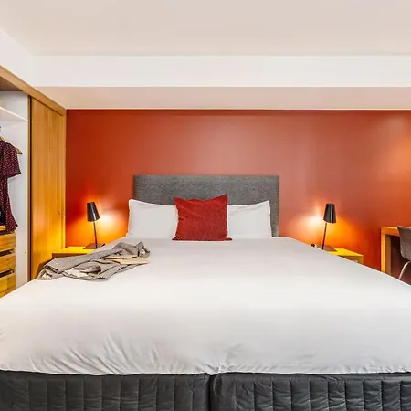 Punthill Apartment Hotel - Little Bourke-2