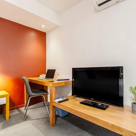 Punthill Apartment Hotel - Little Bourke-3