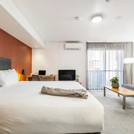 Punthill Apartment Hotel - Little Bourke-3