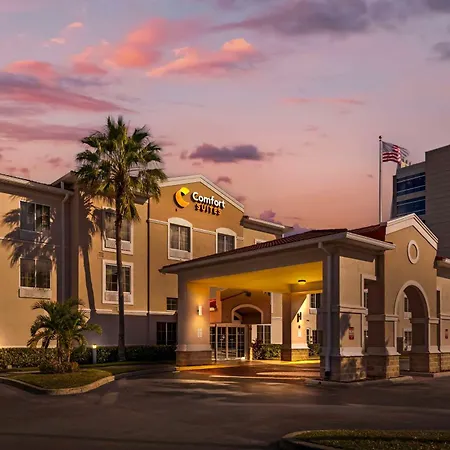 Comfort Suites Downtown-3