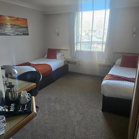 Damon'S Hotel-3