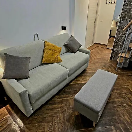 Casa Storica Piazza 5 Giornate-2