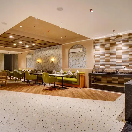 Iva Premium Delhi Airport - Free Airport Drop-2