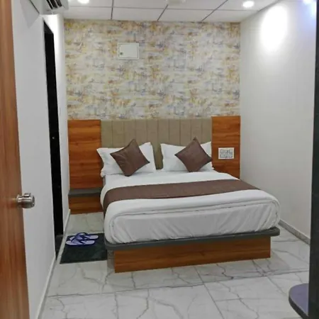 Sea Beach Hotel Puri Inn Puri - 100 Meters From Sea Beach - Near By Jagannath Temple - Wifi - Lift And Parking Facilities - Jai Jagannath-2