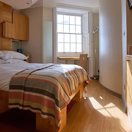 Drakes Hotel-3