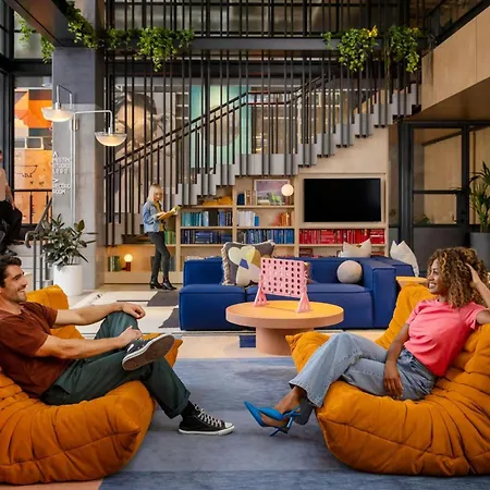Moxy Sydney Airport-2