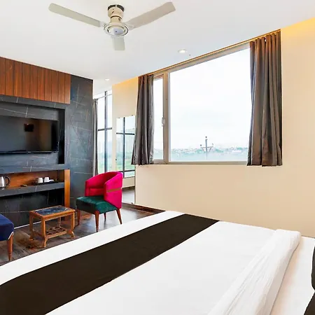 Hotel Krone A Family Hotel Near Igi Airport Delhi-3