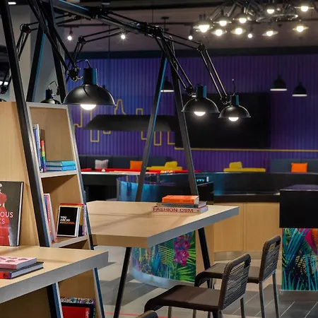 Aloft By Marriott Dubai Airport-2