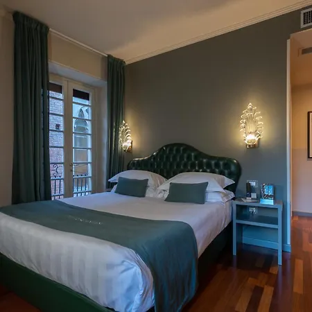 The Tuscanian Hotel-3