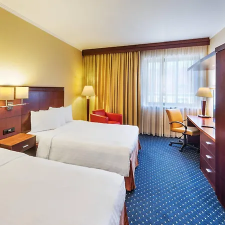 Courtyard By Marriott Prague City-3