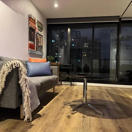 Aura On Flinders Serviced Apartments-3