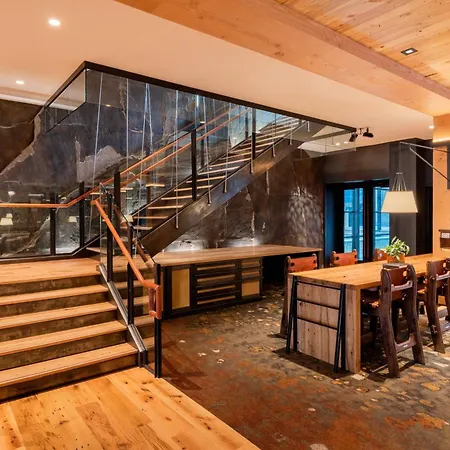 The Cloudveil, Autograph Collection-3