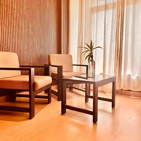 Nature Valley Farmhouse Resort By Raarees, Munnar #Lap Of Nature #Premium Rooms #Big Parking #Scenic View #Garden With Fireplace #Property Of The Year-3