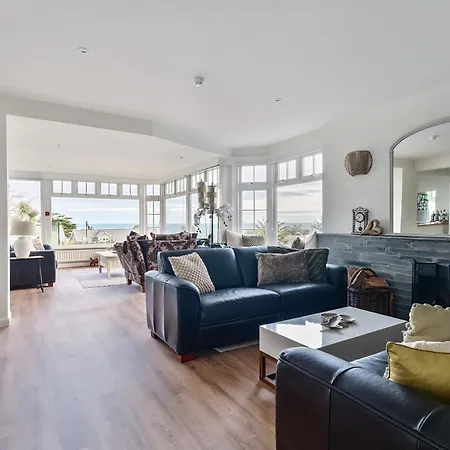 Lamorna Lodge-2