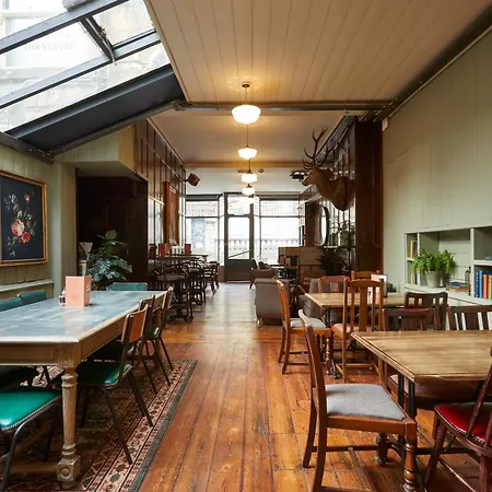 Broad Street Townhouse-2