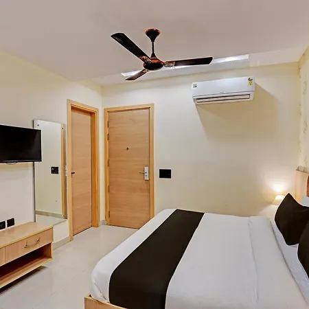 Hotel Grand Marina-3