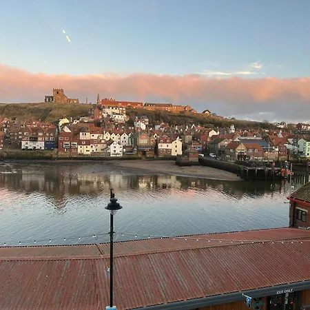 Harrys Whitby-2