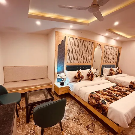 Hotel Pinerock & Cafe, Mussoorie - Mountain View Luxury Rooms With Open Rooftop Cafe-2