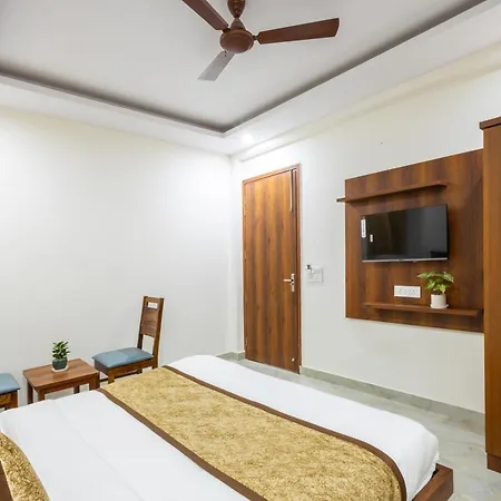 Hotel Gill Comfort Inn - Close To Medanta, Artemis And Fortis Hospital-2