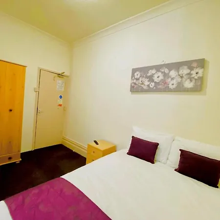 Beach Blackpool Hotel - Great Location, Comfortable Beds-3