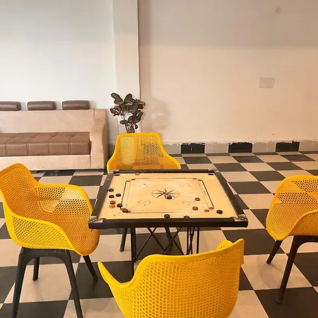 Apna Homes Stay & Hotel I Gurugram I Sector-71-3
