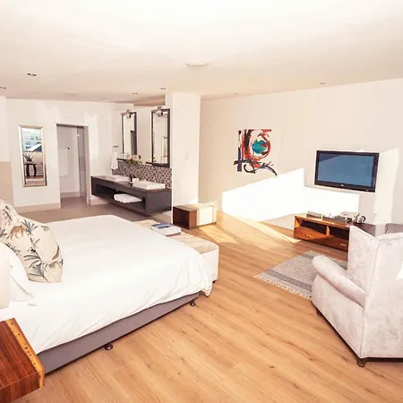 Newkings Boutique Hotel-2