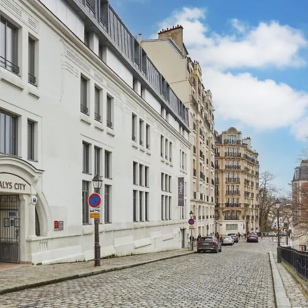 Appart'Hotel Odalys City - Paris Montmartre-3