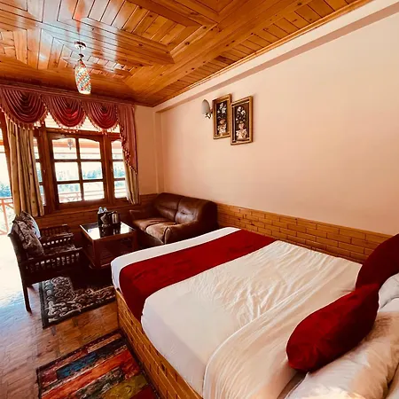 Hotel Hollywood Vibes #Riverview #Premium Rooms #Prime Location #Most Awarded #Parking #Top Rated #Open Terrace #Lawn #Best Selling Hotel In Manali-3