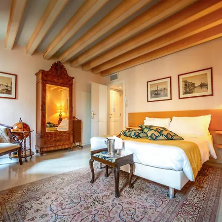 Palazzo San Luca-3