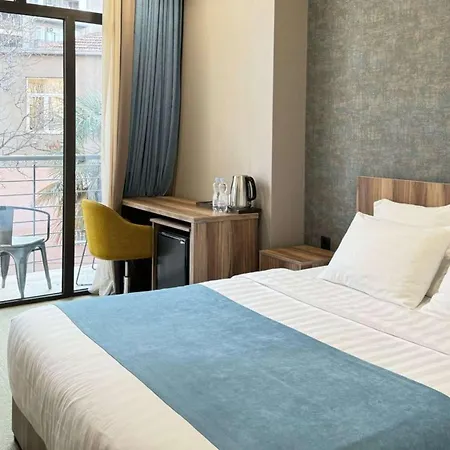 Best Western Tbilisi City Center-3