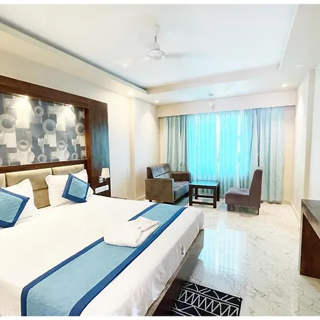 Puri Hotel A M B I K A - P A L A C E Near Sea Beach And Temple-3