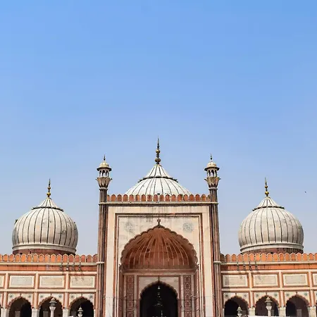 Hotel Surya Plaza Near New Delhi Railway Station And Connaught Place-2