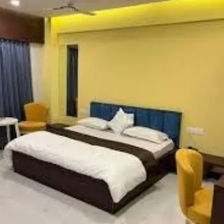 Hotel Padmalaxmi,-2