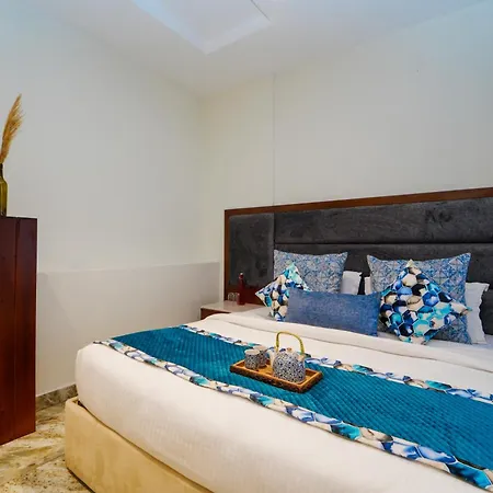 Hotel Kasauli View !! Balcony Rooms ! Terrace ! Restaurant ! Main Highway ! Garden !!-3