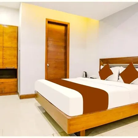 Sea View Hotel- New - S H R I - Gajanana - Near Jagannath Temple - Fully Air Conditioned Hotel - Best Luxuary Hotel-2