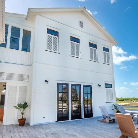 Mahogany Bay Resort And Beach Club, Curio Collection-3