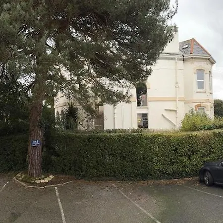 No5 Durley Road-3